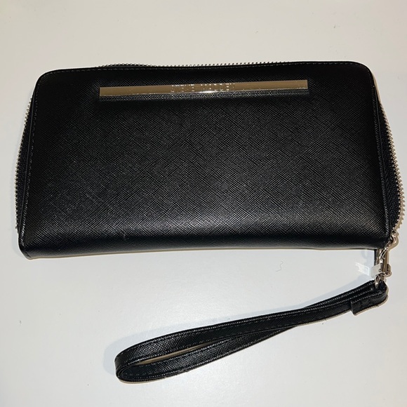 Steve Madden Other - Steve Madden wallet